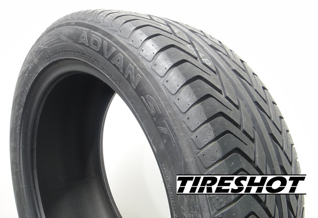 Tire Yokohama Advan ST